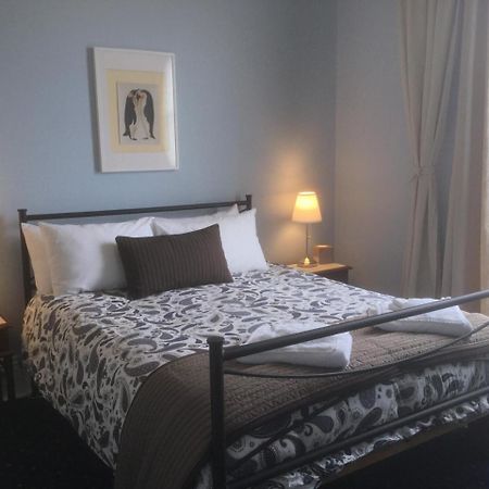 The Bank Guesthouse Glen Innes Bagian luar foto
